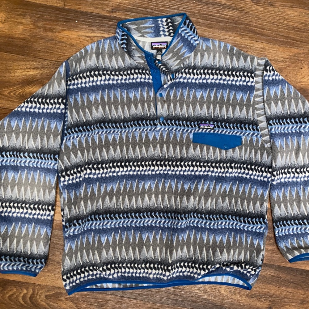 Patagonia Aztec pattern fleece